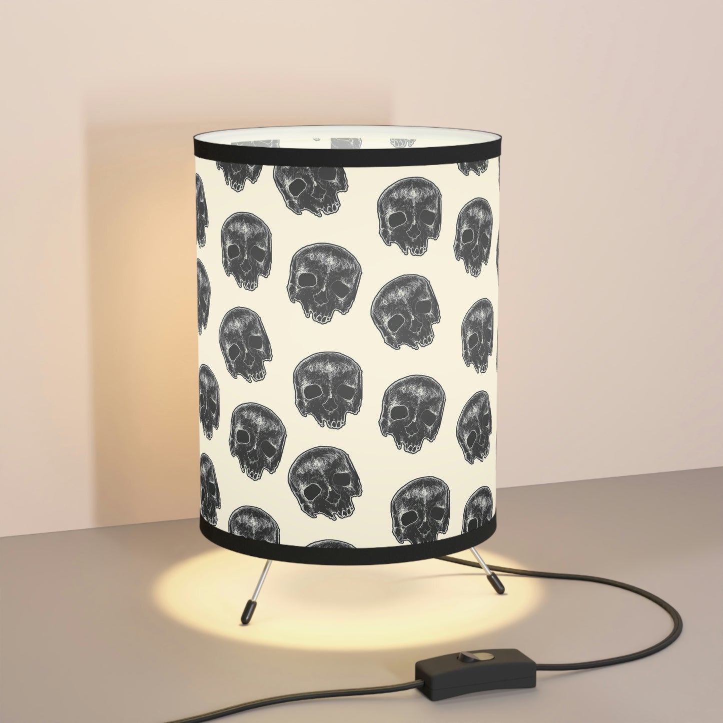 Tripod Lamp with High-Res Printed Shade, US\CA plug